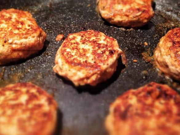 PERFECT PORK PATTIES