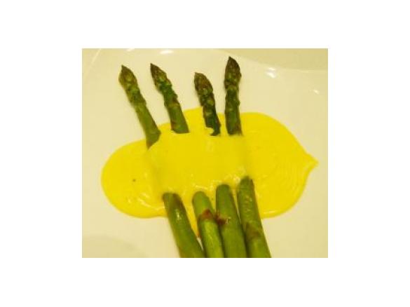 Hollandaise Sauce (Recipe from Lynette MacDonald)