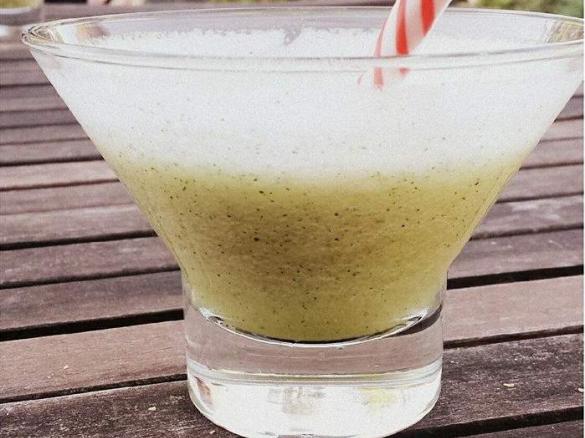 Pineapple and mint daiquiri