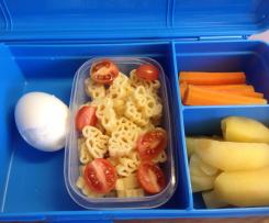 Easy 11 minute lunchbox combo - protein carbs and veggies!