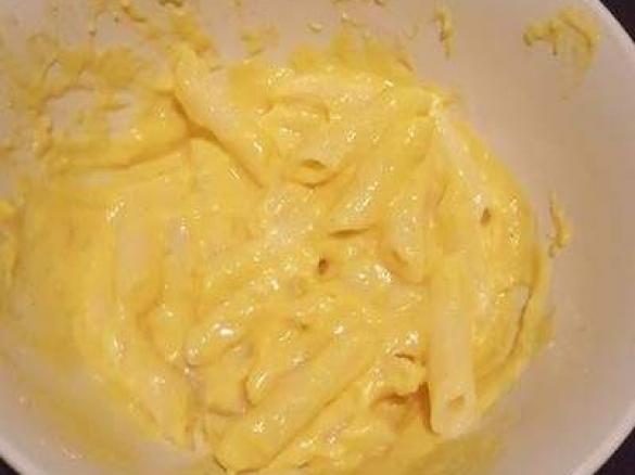 Vegan mac and cheese