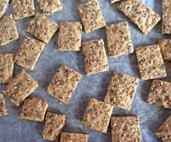 Foodies Mum’s LCHF Seed Crackers