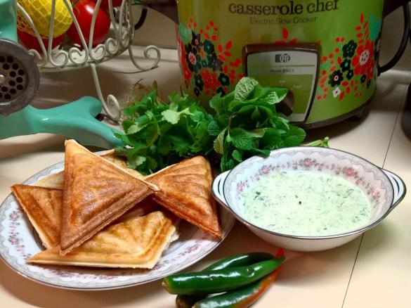 Beef Samosas and Green Chilli Chutney
