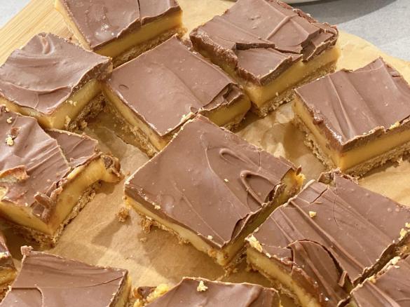 Chocolate Caramel Slice