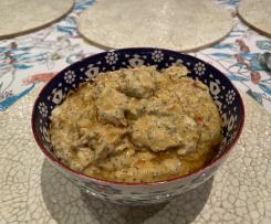 Chia Banana and Goji Porridge