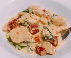 Creamy Tuscan Chicken (keto friendly)