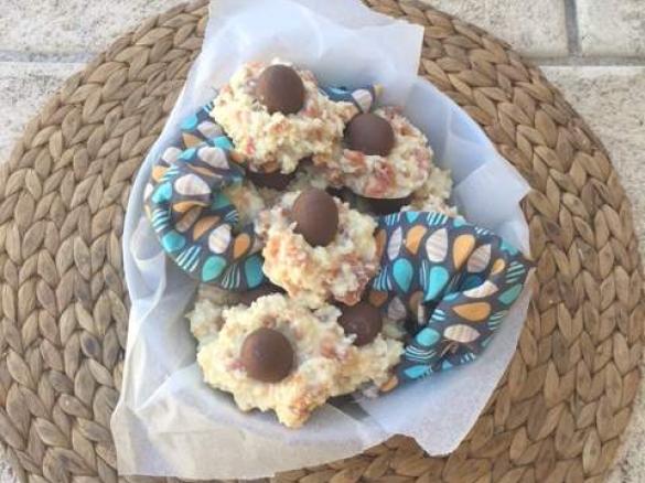 Kids in the Kitchen - White Chocolate and Apricot Easter Roughs