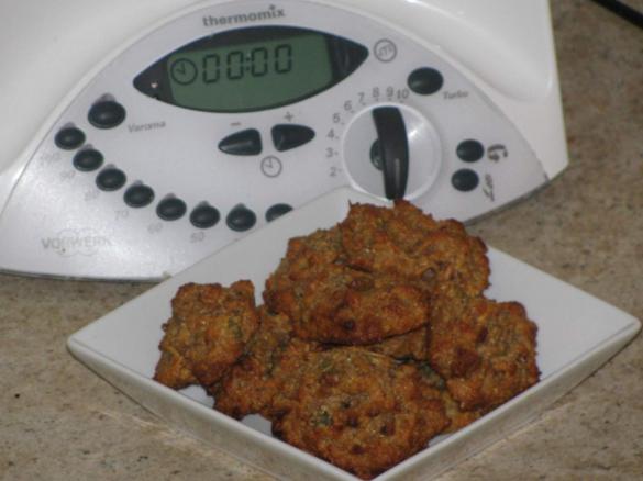 Apple, Walnut & Coconut Cookies