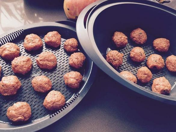 Spaghetti and Meatballs