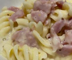 Macaroni & Cheese with Bacon