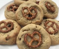 Salted Caramel Pretzel Cookies