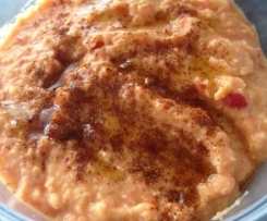 Red Capsicum & Chilli Hommus Dip