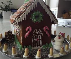 Delicious gingerbread men or gingerbread house
