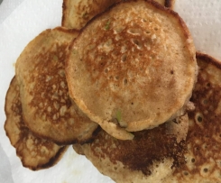 Apple & cinnamon wholemeal pancakes