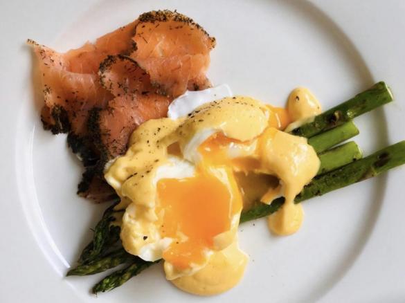 Poached Eggs Cafe Style   (TM6)