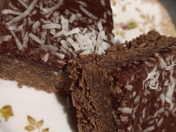 Elle's Weetbix Slice