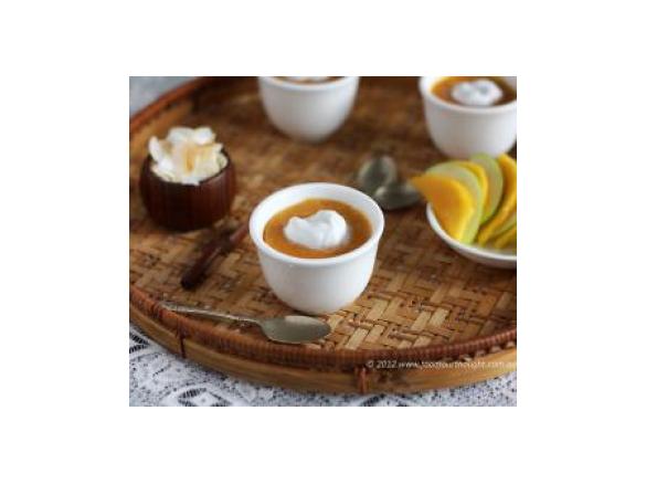 Sweet potato and coconut steamed pudding (paleo)