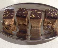 Raw Salted Caramel Coconut Fudge