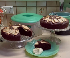 Eggless Chocolate and Apple Topped Cake