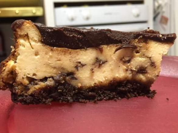 Caramel Crunch Cheesecake (Similar to AWW one)