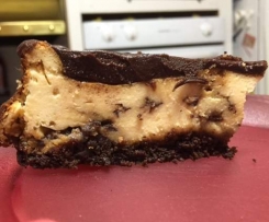 Caramel Crunch Cheesecake (Similar to AWW one)