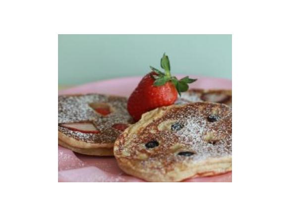 Banana, oat and spelt pancakes