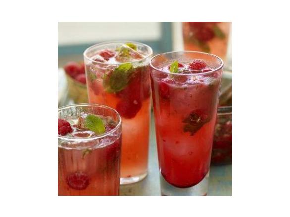 Raspberry & Ginger Fizz (Jamie Oliver recipe)