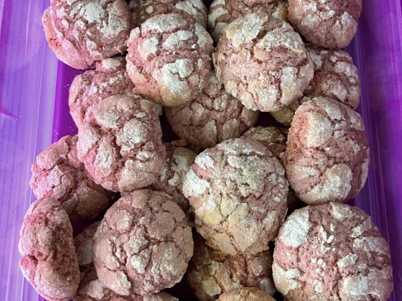 Gluten Free Raspberry Crinkle Cookies