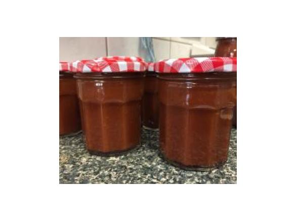 Mum's Homemade Tomato Sauce
