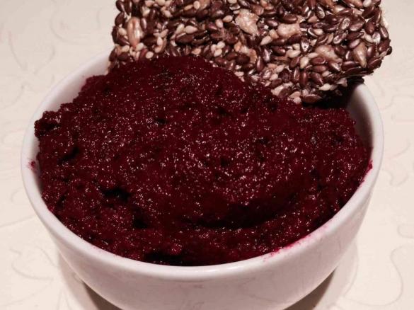 Roasted Beetroot Hommus Dip