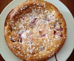 Rhubarb Yoghurt Cake