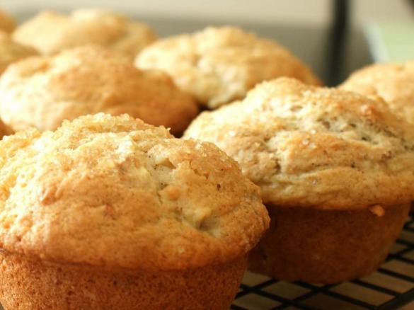 Apple, Pear and Cinnamon muffins (vegan, egg-free, dairy-free)