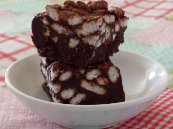 Healthy Chocolate Rice Puff Slice