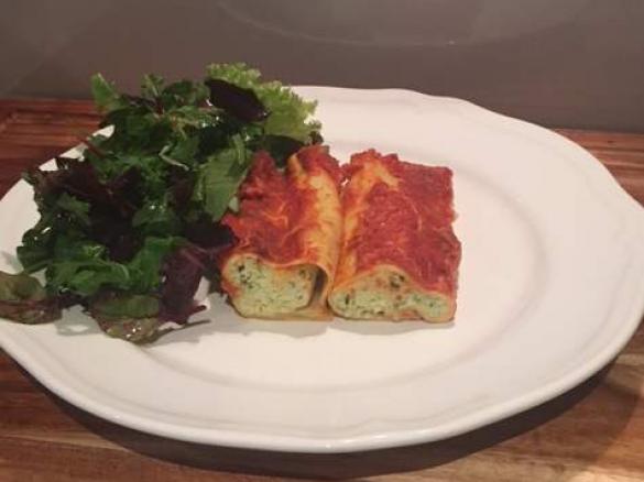 Simply Delicious Spinach and Ricotta Cannelloni