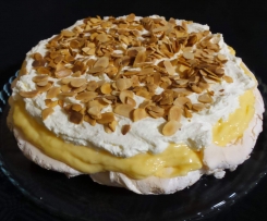 Hunters version of Nigella's Master Chef Lemon Pavlova 