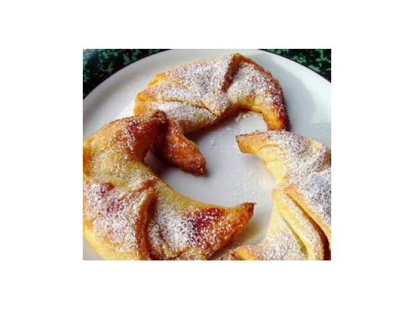 "Kipferl" made with Quark-dough