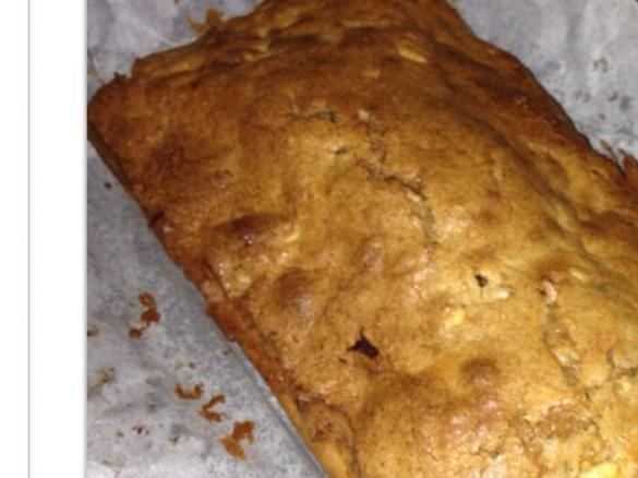 Apple, Cinnamon and sultana loaf