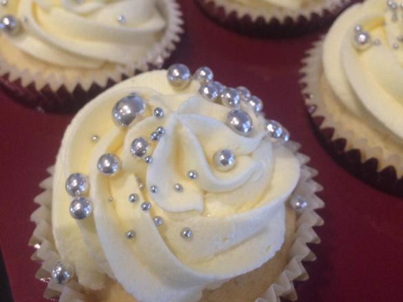 Champagne Cupcakes with Champagne Buttercream