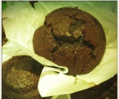 Super Moist Chocolate Cupcakes