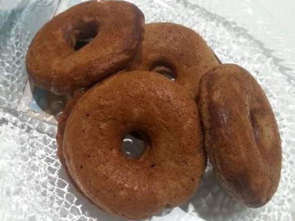 Mini Sticky Date Donuts - the healthy choice