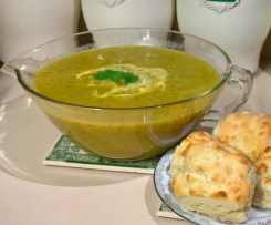 Leek and Zucchini soup