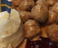 IKEA SWEDISH MEATBALLS WITH CREAM SAUCE