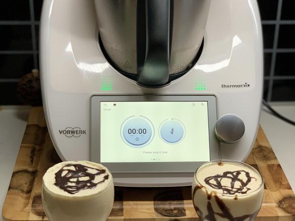 Caz’s Caramilk Cocktail