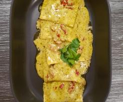 Spinach and Ricotta Ravioli in Creamy Pesto Sauce