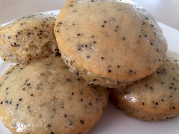 Fast Lemon Poppy Seed Cake, Dairy and Egg free 