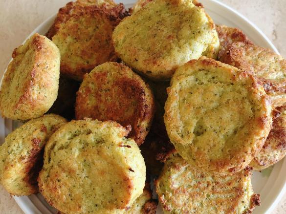 Broccoli cheese bites