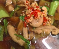 Oriental poached chicken and bok choy soup