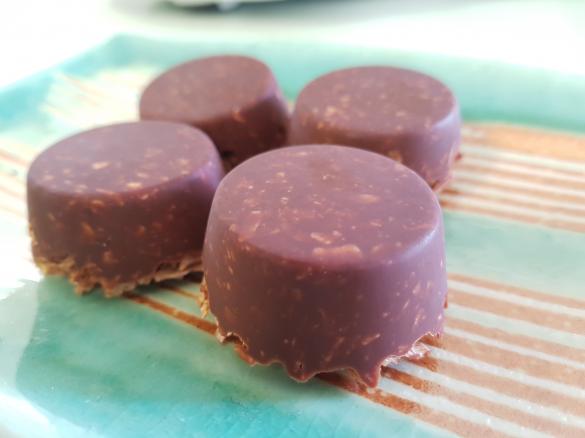 Chocolate Nutty Slice (Sugar Free, GF, Paleo)