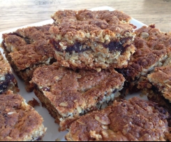 Oaty Date Bars