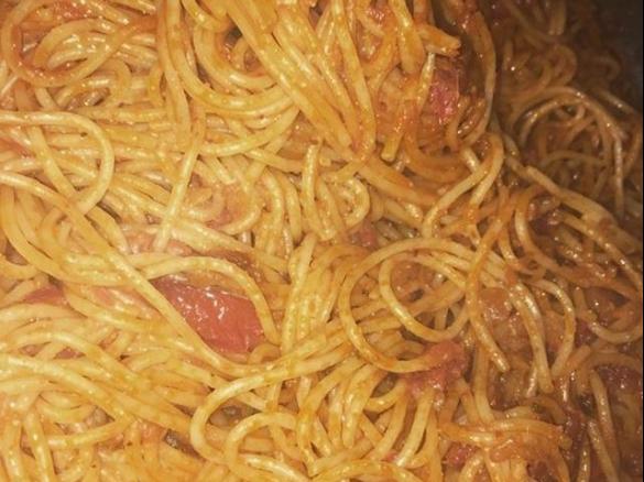 Rich Vegan caramelised onion pasta